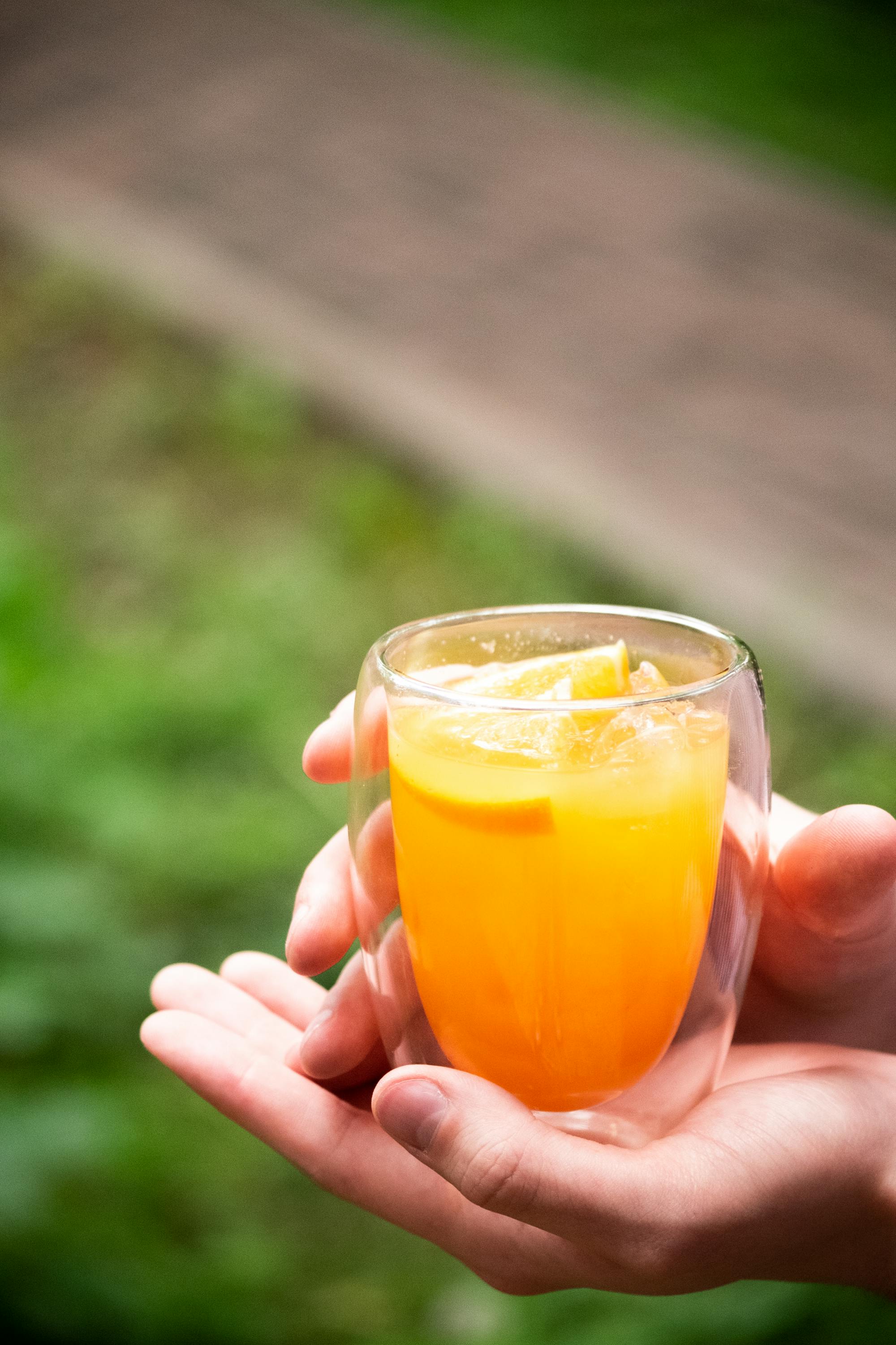 عصير برتقال طازج